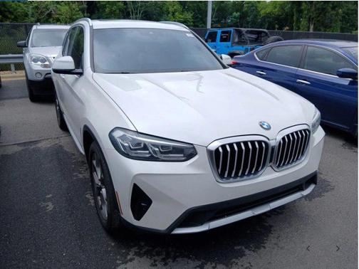 Mineral White Metallic 2022 BMW X3 sDrive30i