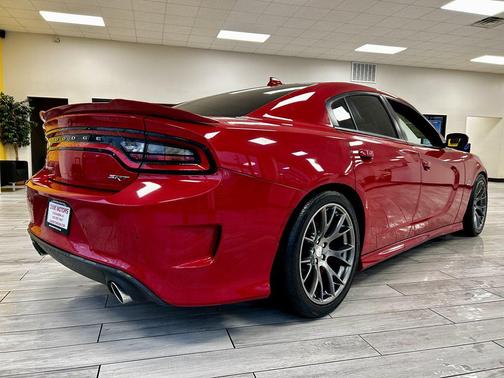 2016 Dodge Charger SRT 392