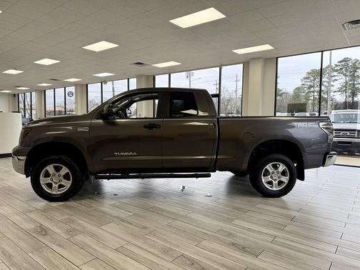 2011 Toyota Tundra Grade