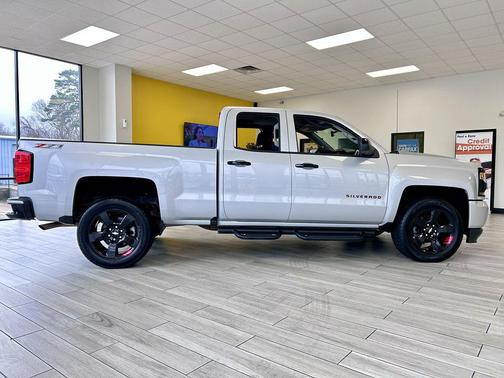 2017 Chevrolet Silverado 1500 2LT