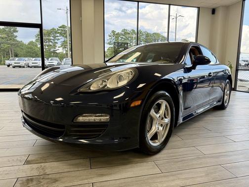 2011 Porsche Panamera 4