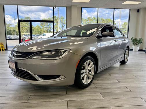 2016 Chrysler 200 Limited