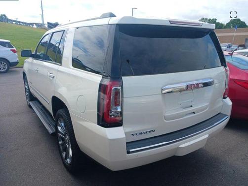 WHITE 2015 GMC Yukon Denali