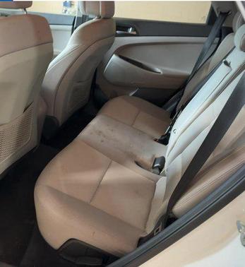 Dazzling White 2018 Hyundai TUCSON SEL