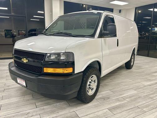 2020 Chevrolet Express 2500 RWD 2500 Regular Wheelbase WT