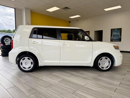 2009 Scion xB Base