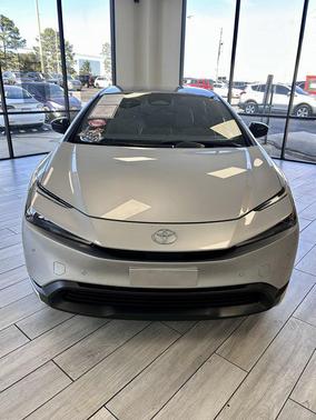 2025 Toyota Prius LE