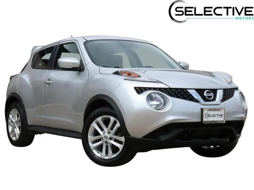 Silver 2015 Nissan Juke S