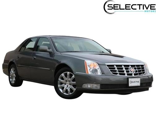 Titanium ChromaFlair 2008 Cadillac DTS Base