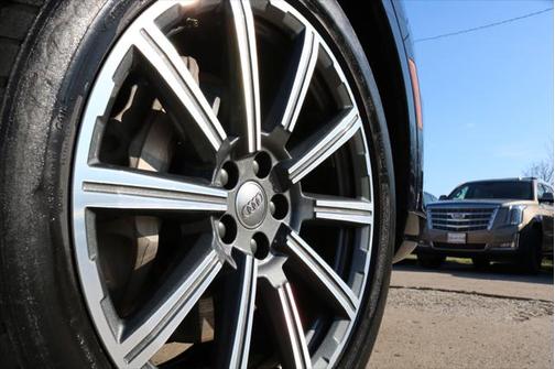 2017 Audi Q7 3.0T Premium