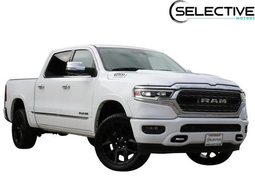 Bright White Clearcoat 2021 RAM 1500 Limited