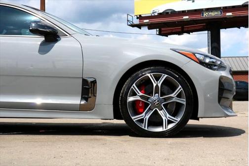 2021 Kia Stinger GT1 AWD