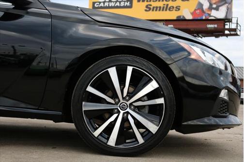 2021 Nissan Altima SR 2.5L AWD