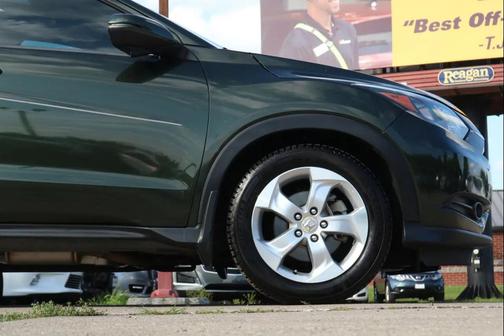 Green 2016 Honda HR-V EX-L w/Navigation