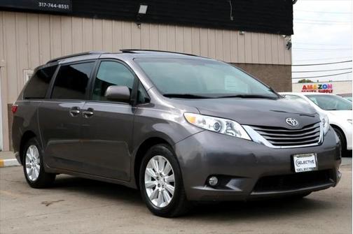 2015 Toyota Sienna XLE