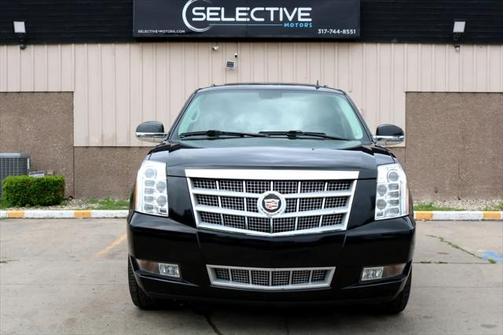 2013 Cadillac Escalade Platinum Edition
