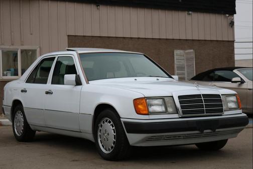 1993 Mercedes-Benz E-Class E 2.8