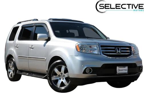 Silver 2014 Honda Pilot Touring