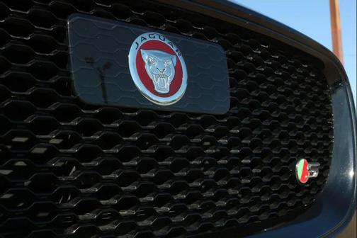 2019 Jaguar F-PACE S