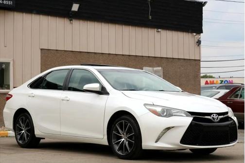 2016 Toyota Camry XLE