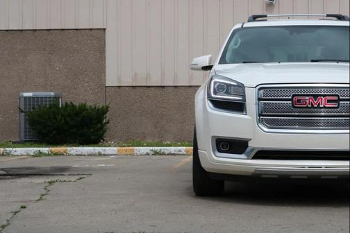 White 2015 GMC Acadia Denali