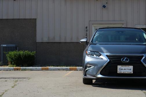 2016 Lexus ES 350 Base