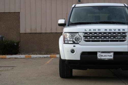 2013 Land Rover LR4 Base