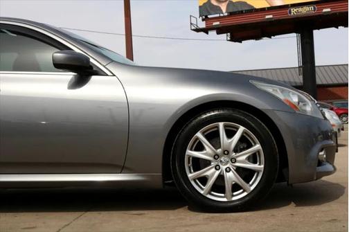 2012 INFINITI G37x Base