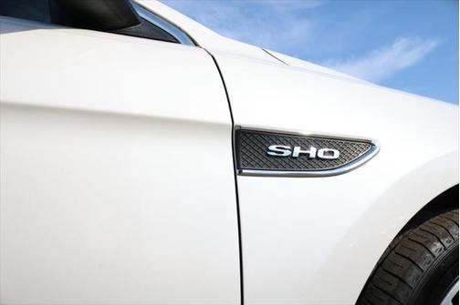 2018 Ford Taurus SHO AWD