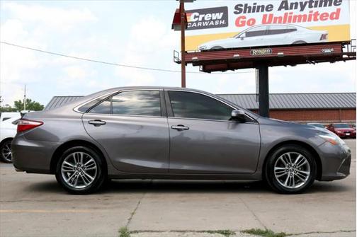 2015 Toyota Camry SE