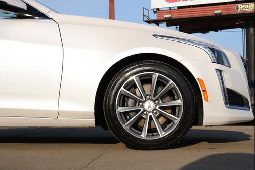 2018 Cadillac CTS 2.0L Turbo Luxury