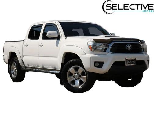 White 2014 Toyota Tacoma Base