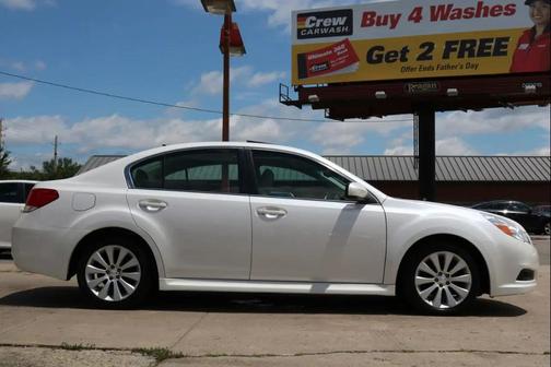 White 2011 Subaru Legacy Limited