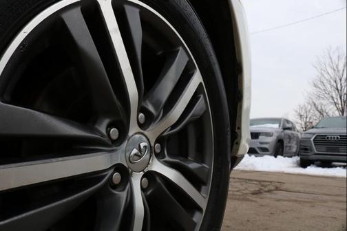 2017 INFINITI QX60 Base