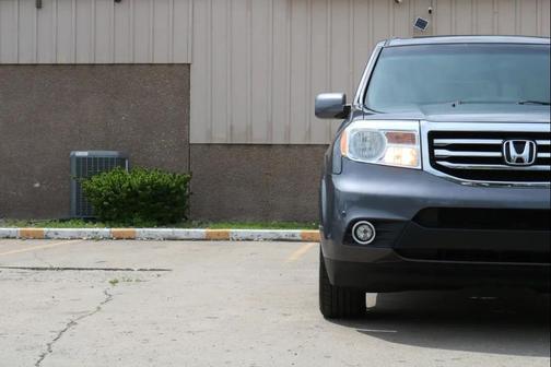Gray 2014 Honda Pilot Touring