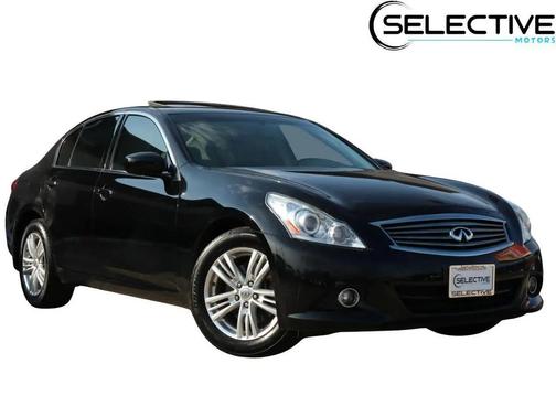 Black 2012 INFINITI G37x Base