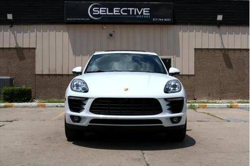 2017 Porsche Macan Base