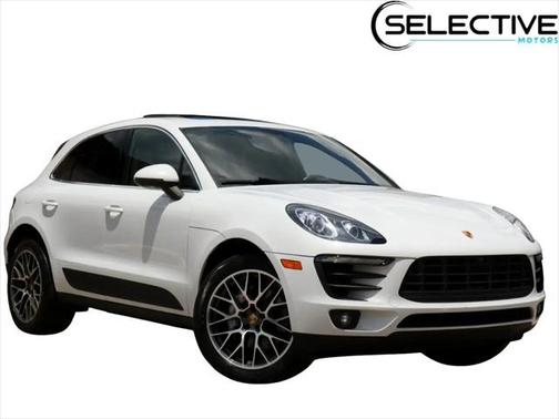 2017 Porsche Macan Base