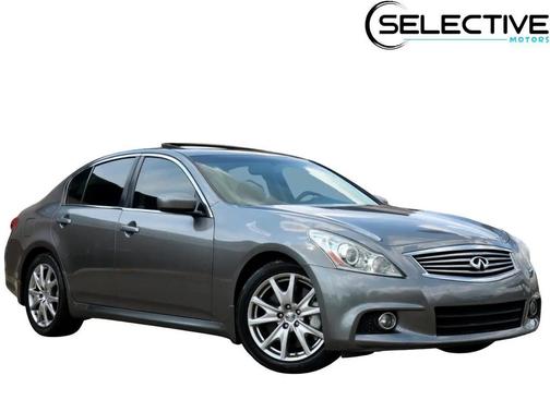 2013 INFINITI G37 Journey