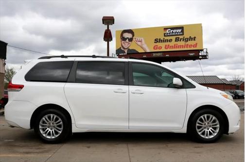 2014 Toyota Sienna XLE