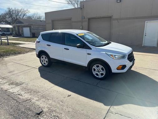 2017 Ford Escape S