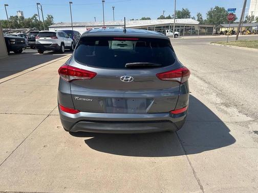 Coliseum Gray 2018 Hyundai TUCSON SE