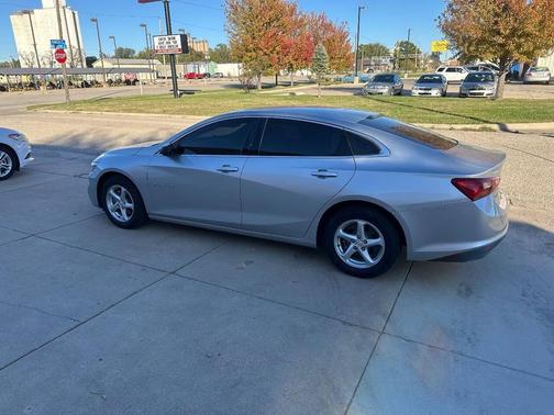 2018 Chevrolet Malibu 1LS