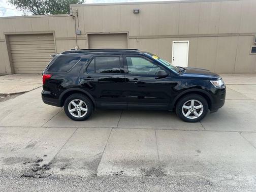 Shadow Black 2018 Ford Explorer Base