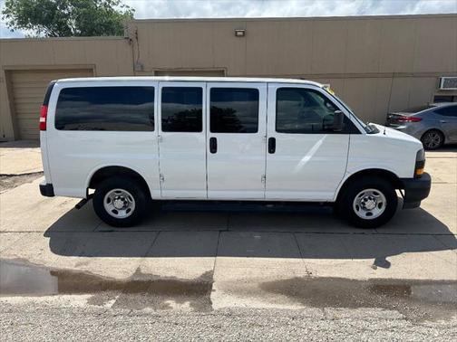 2019 Chevrolet Express 3500 LS