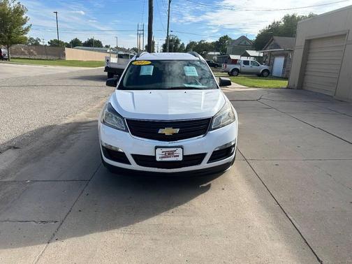 2017 Chevrolet Traverse LS