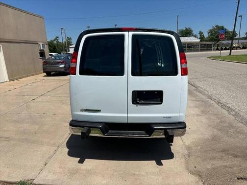 2022 Chevrolet Express 2500 RWD 2500 Regular Wheelbase WT