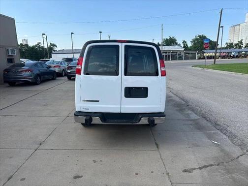 2022 Chevrolet Express 2500 RWD 2500 Regular Wheelbase WT