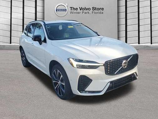 2023 Volvo XC60 Plus