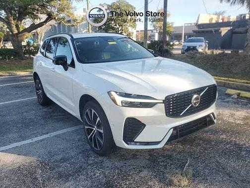 2023 Volvo XC60 Plus